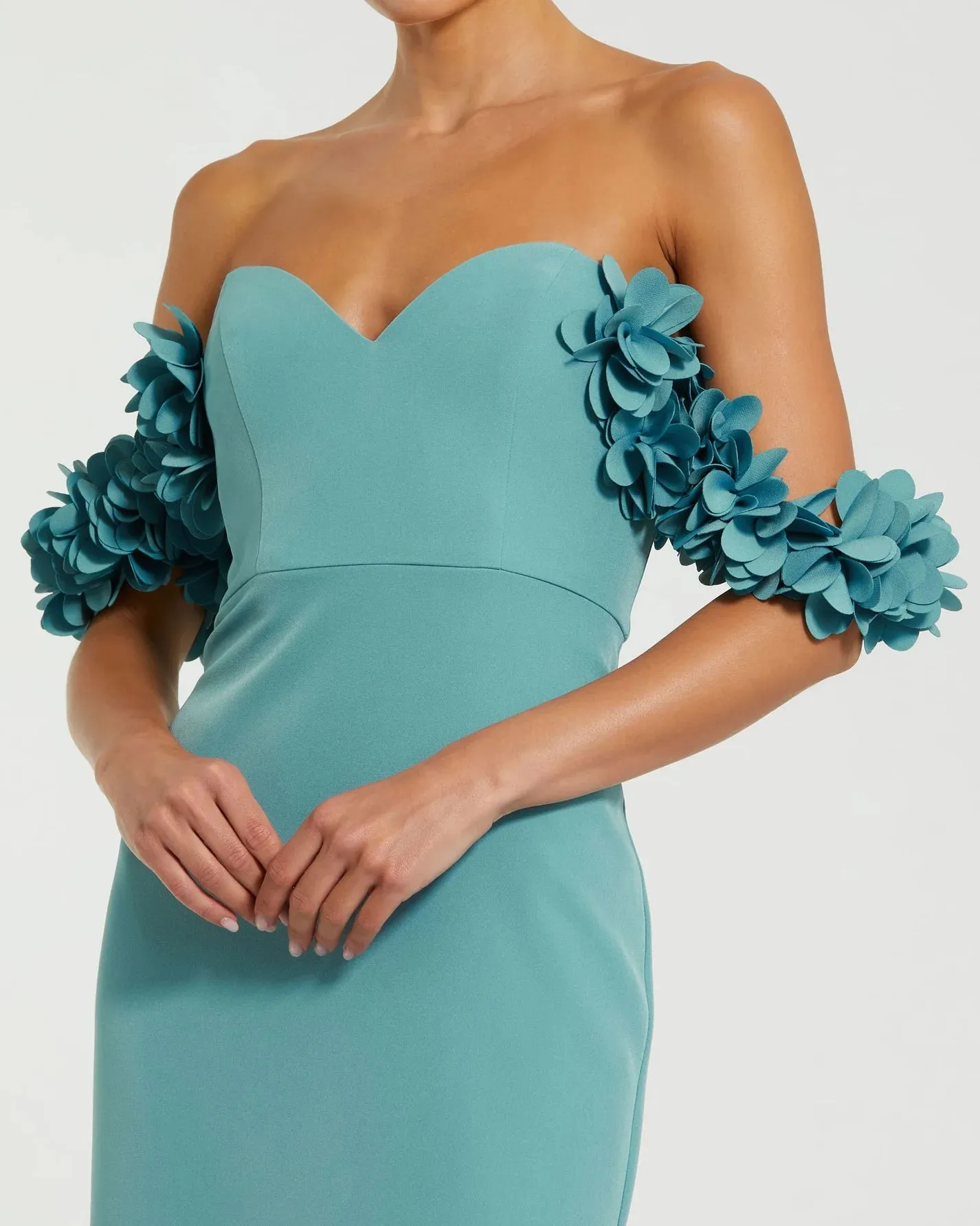 56131 MAC DUGGAL