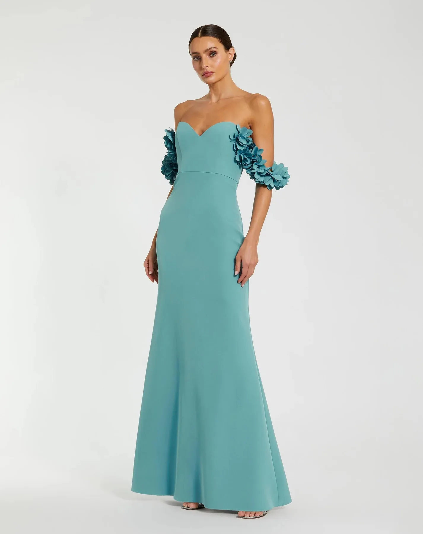 56131 MAC DUGGAL