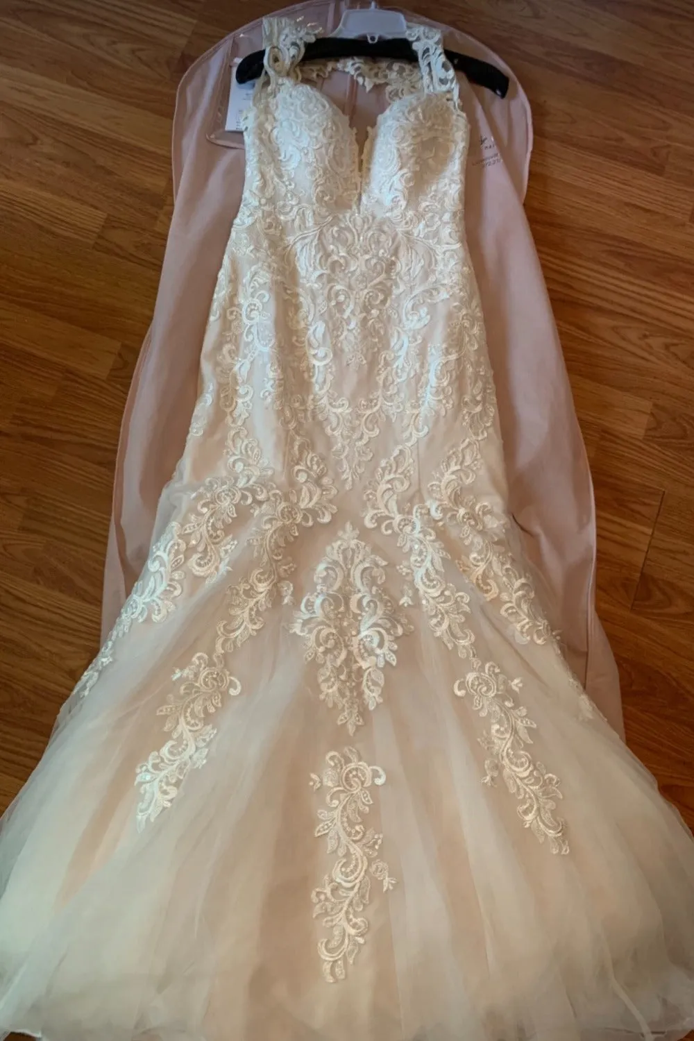 6731 Ivory Lace/Tulle/Ivory Gown/Java Tulle
