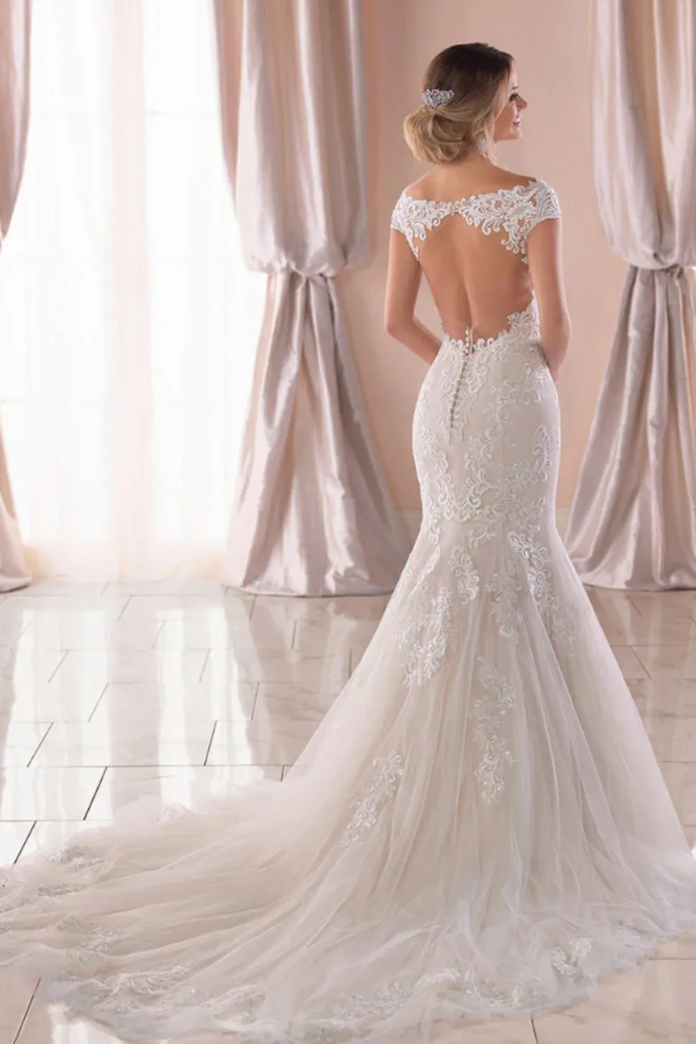 6731 Ivory Lace/Tulle/Ivory Gown/Java Tulle