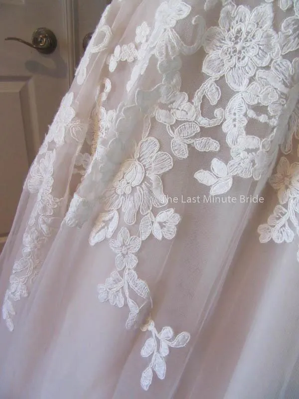 Allure Bridals 2701