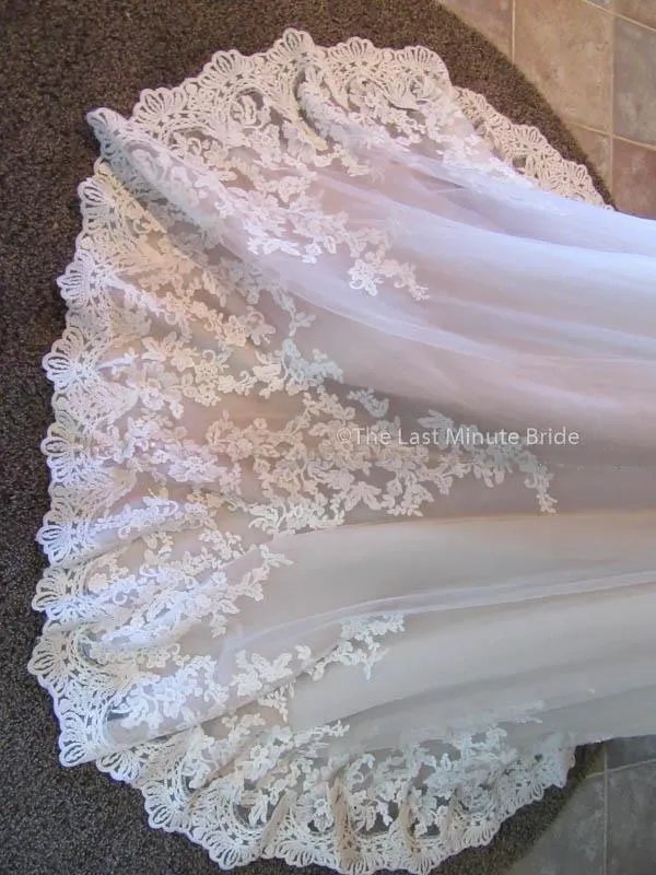 Allure Bridals 2701