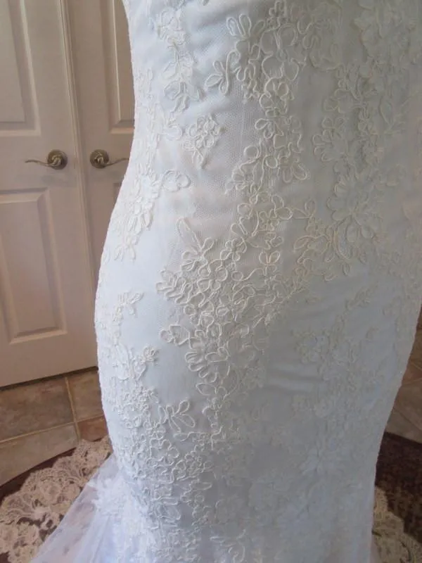 Allure Bridals 2800 Ivory size 10