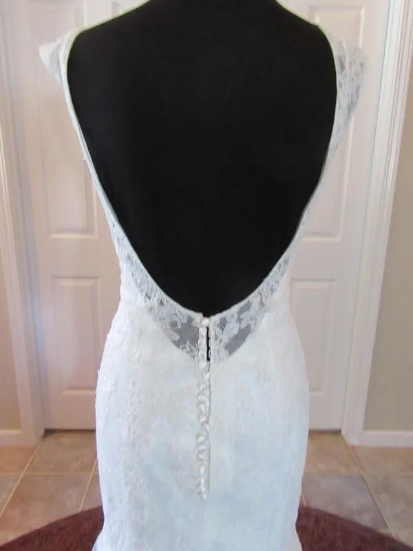 Allure Bridals 2800 Ivory size 10