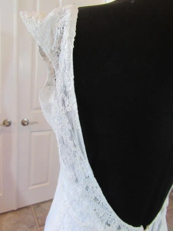Allure Bridals 2800 Ivory size 10