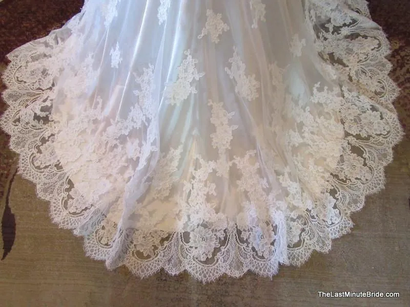 Allure Bridals 2800