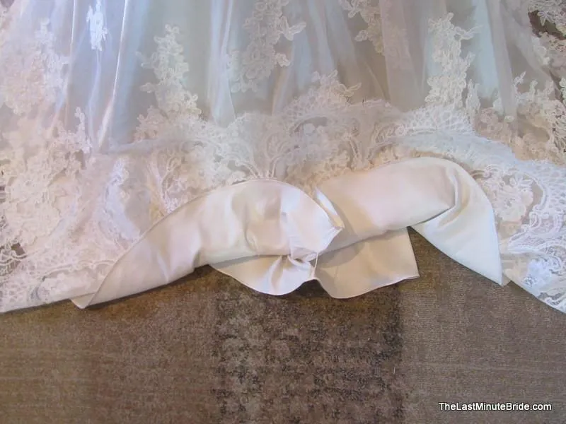 Allure Bridals 2800