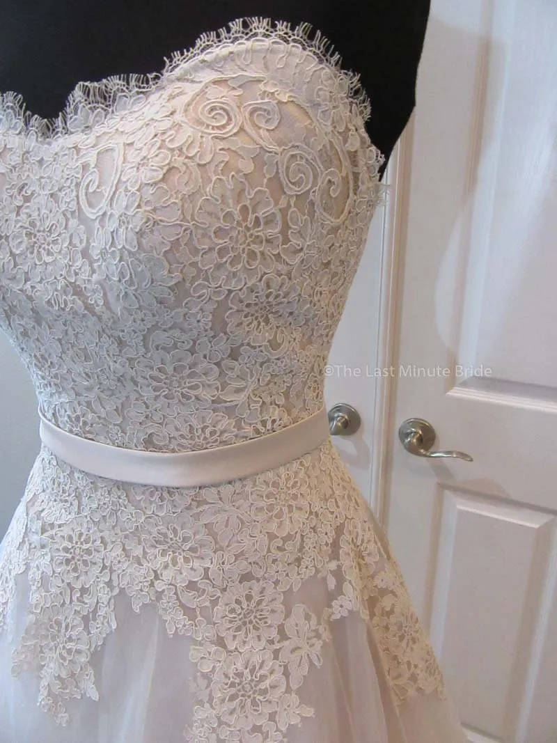 Allure Bridals 2908