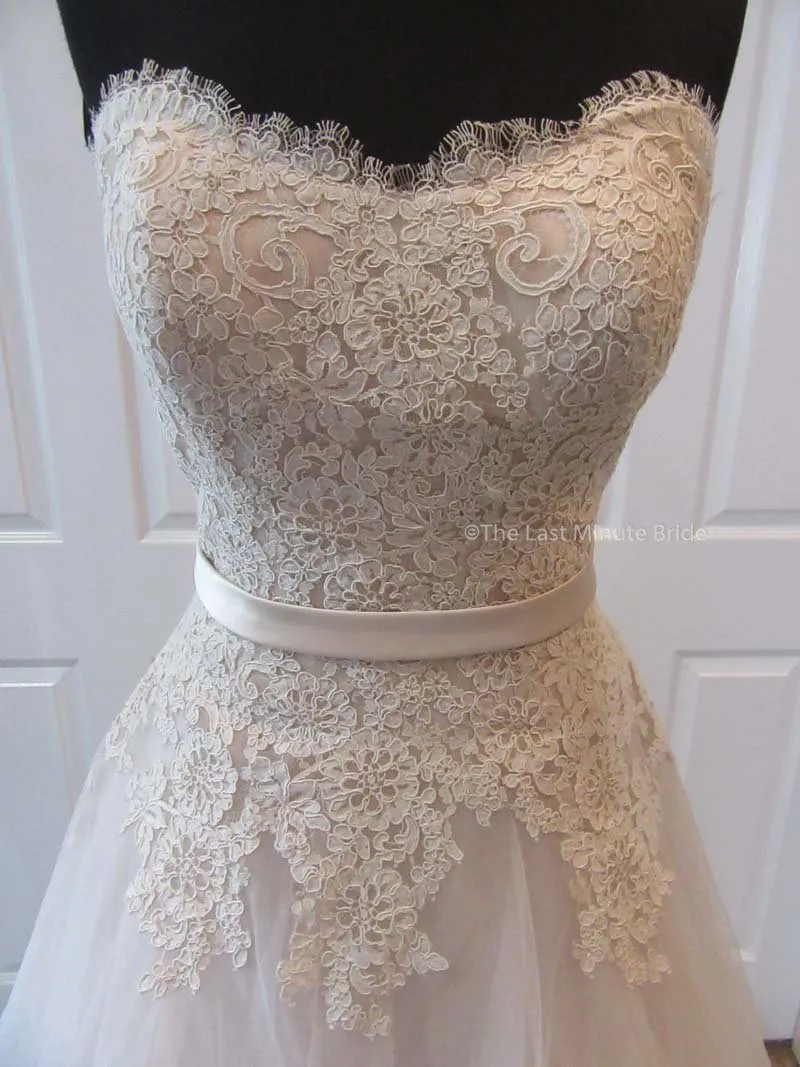 Allure Bridals 2908