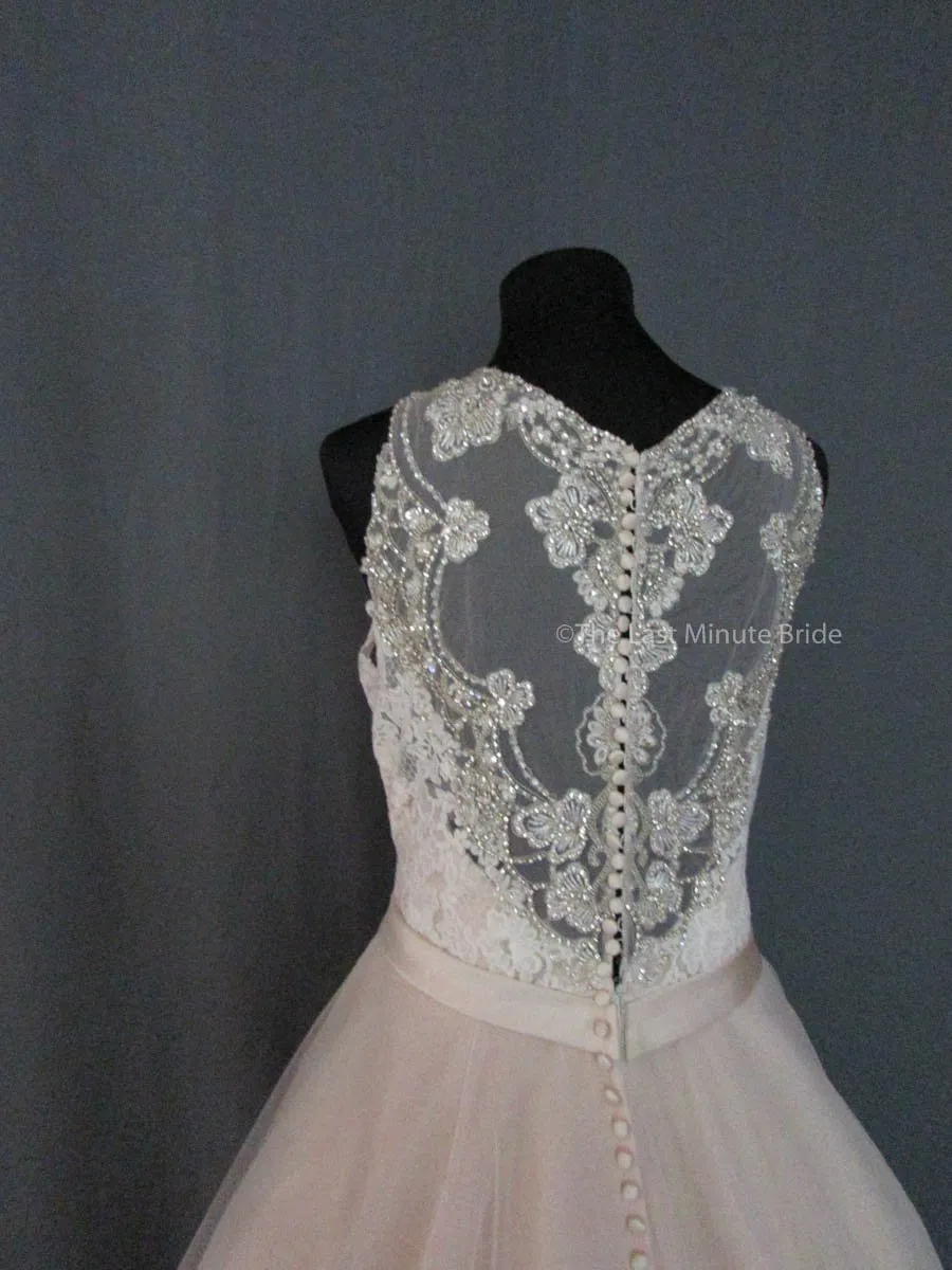 Allure Bridals 3011