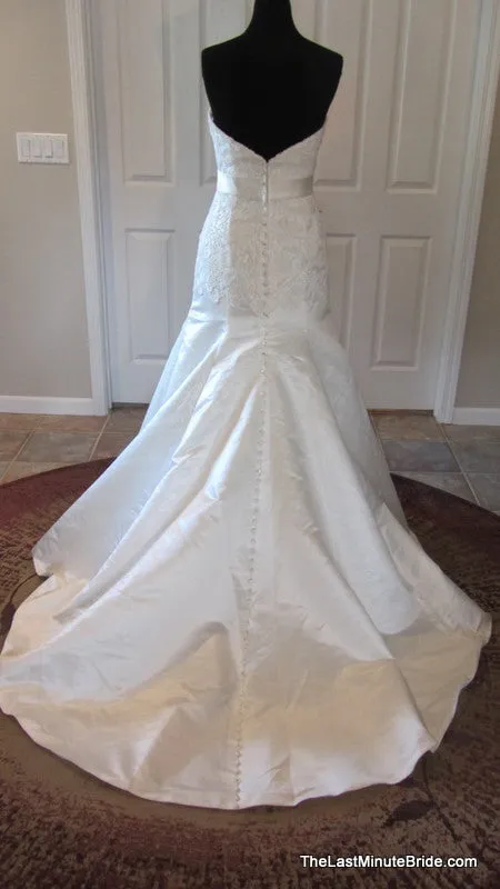 Allure Bridals 8963