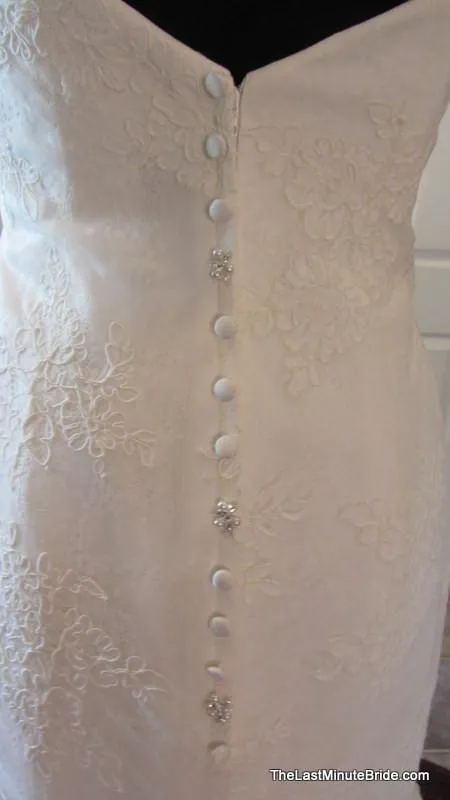 Allure Bridals 8970