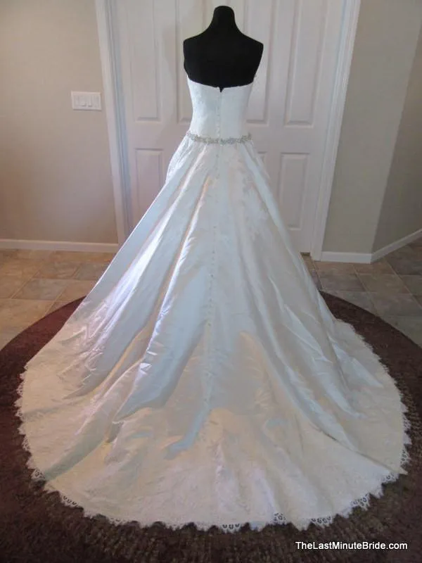 Allure Bridals 9165