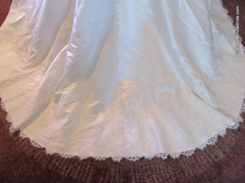 Allure Bridals 9165