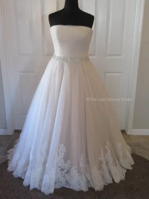 Allure Bridals 9168 Size 20