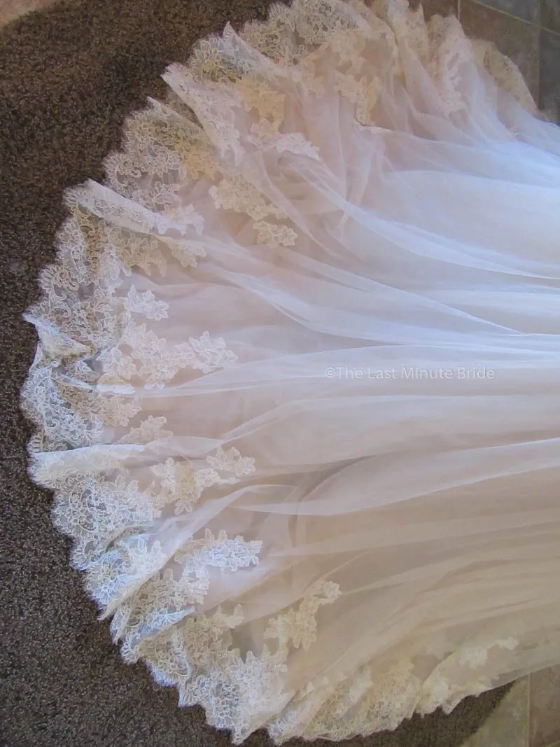 Allure Bridals 9168 Size 20