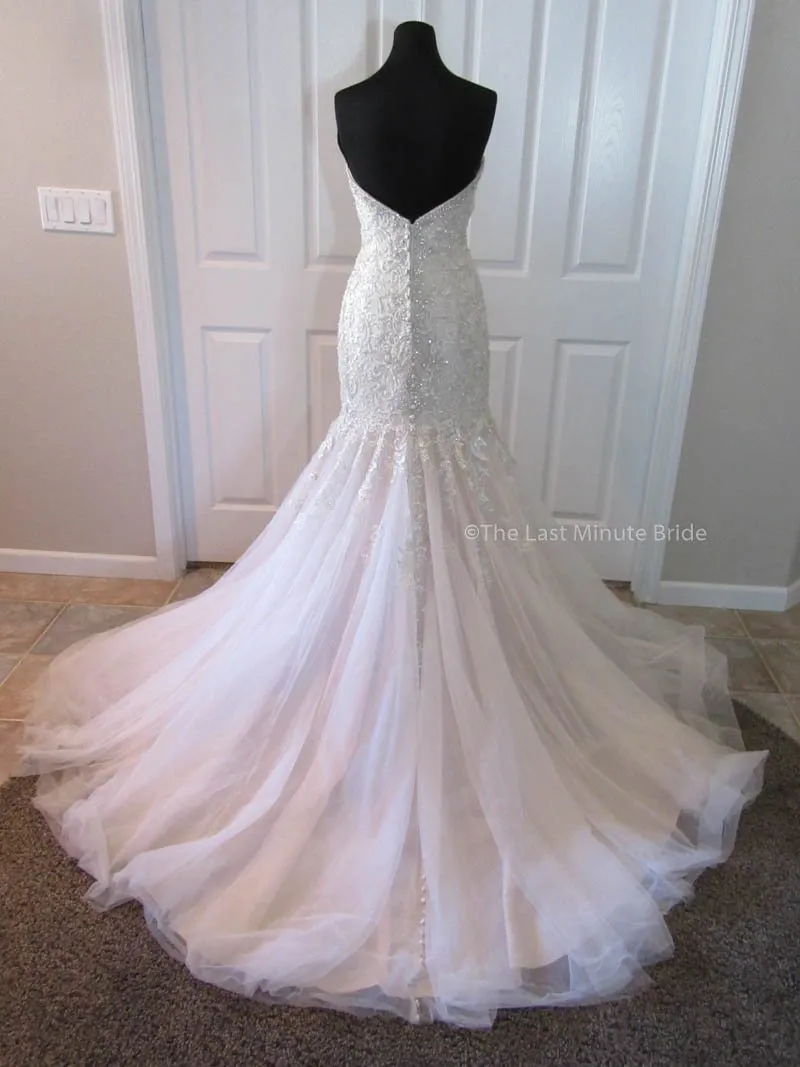 Allure Bridals 9275 size 14