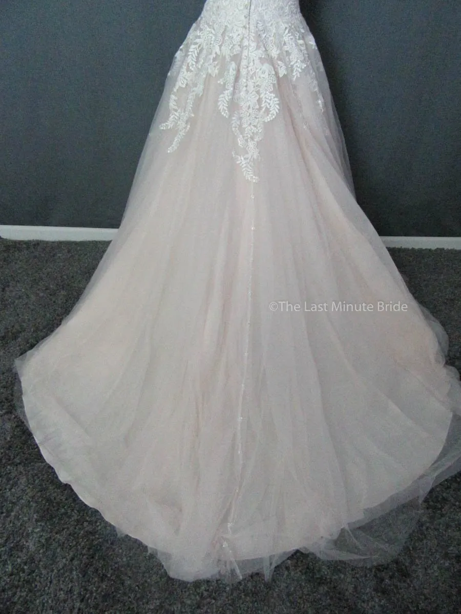 Allure Bridals 9323