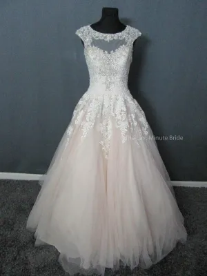 Allure Bridals 9323