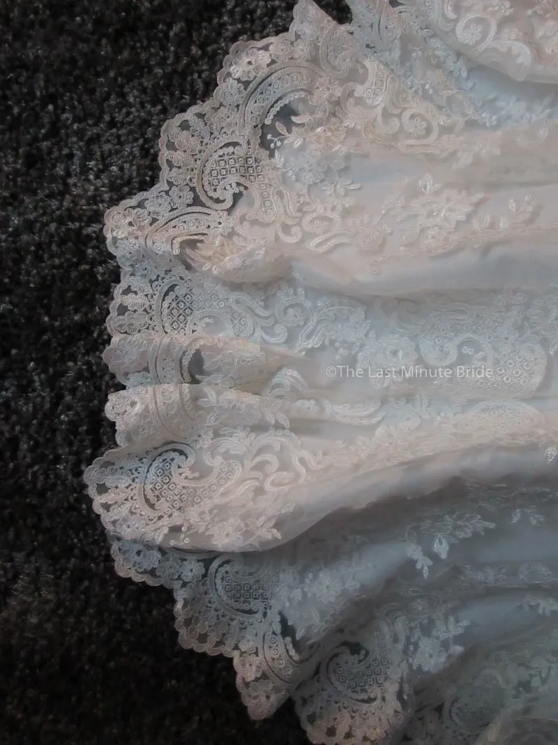 Allure Bridals C387