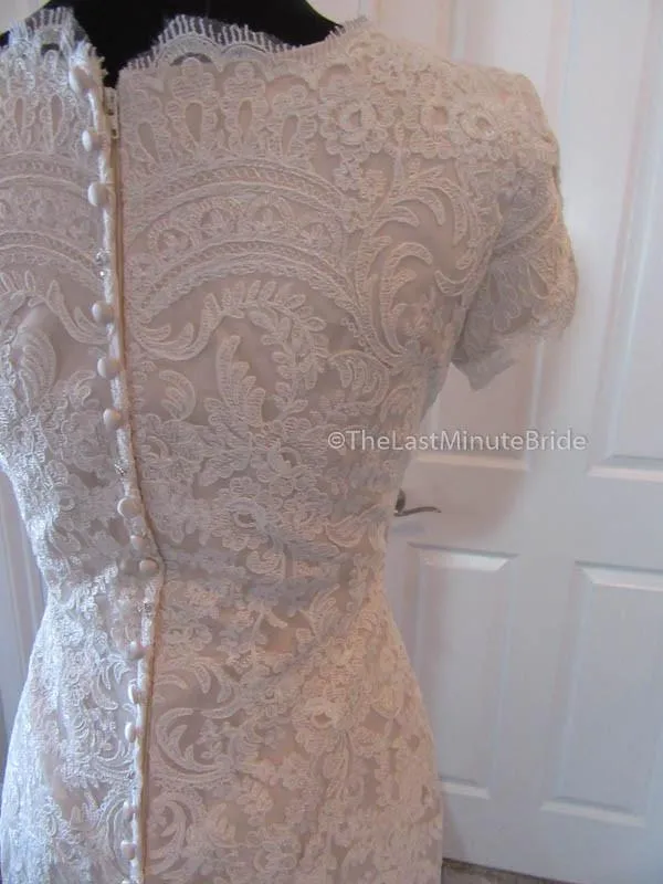 Allure Bridals M556