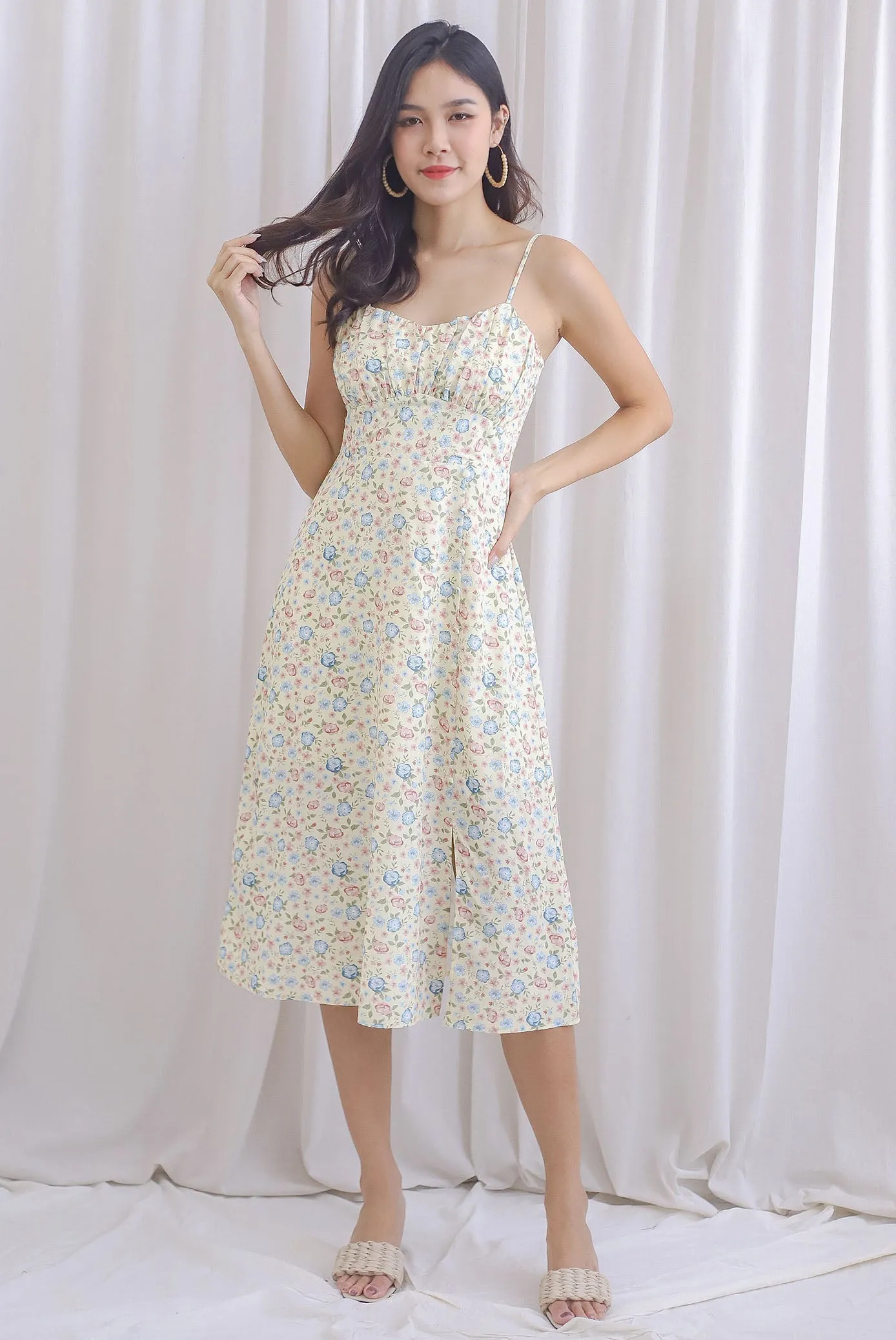 Avielle Ruched Bust Buttons Slit Dress In Yellow