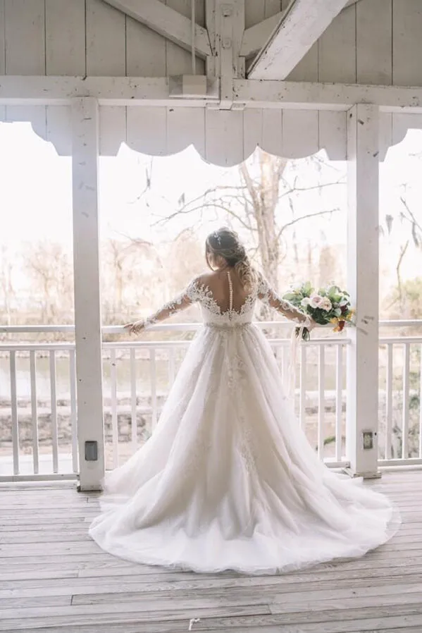 Beautiful Lace Plus Size A-line Long Sleeves Wedding Dress, Bridal Gown, MW538