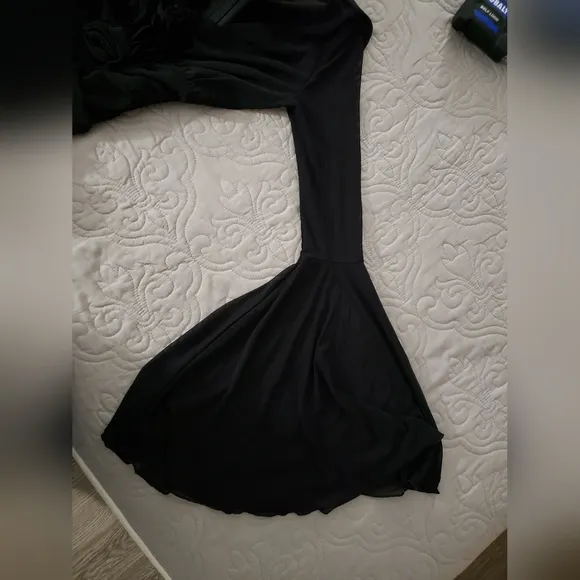 Black Bodycon Dress