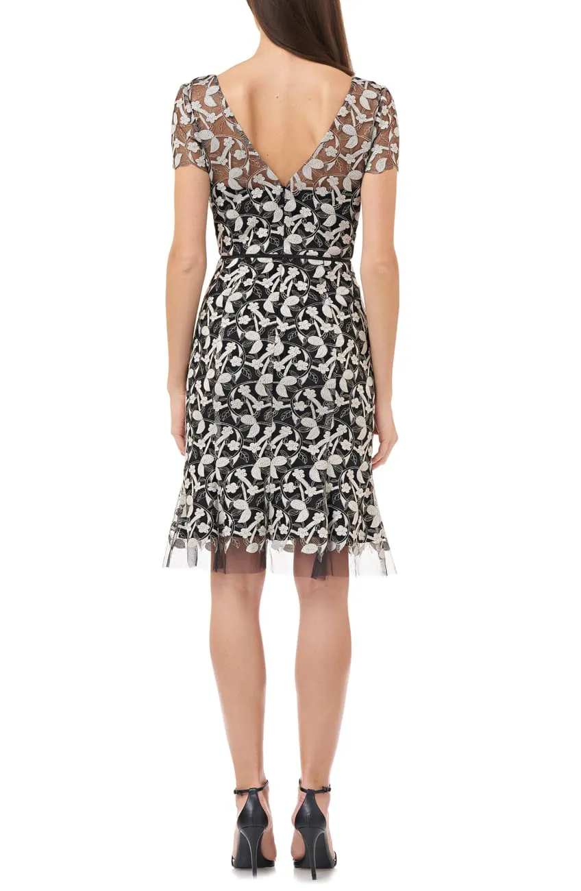 Brand new JS Collections Floral Embroidered Cocktail Dress, Sz 6! Runs large; order one size down. Retails $268 US 