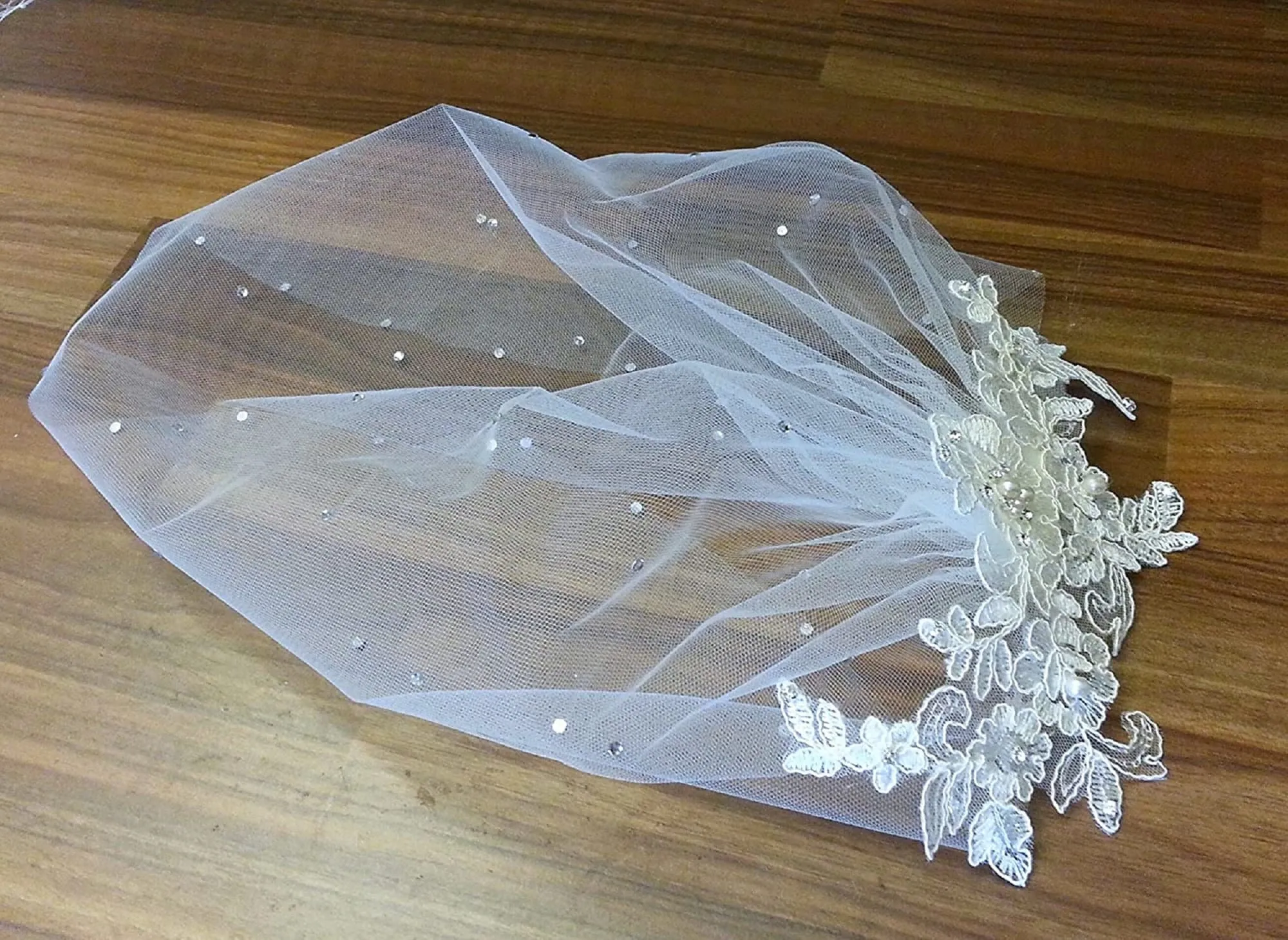 BRIDAL Birdcage veil White Ivory Tulle birdcage veil Lace fascinator veil Diamonte Pearls Bridal veil Blusher veil Tulle face blusher veil