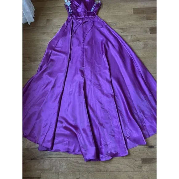 Camille La Vie Shimmer Halter Formal Dress Gown Size 2 Magenta Sparkle Fairy
