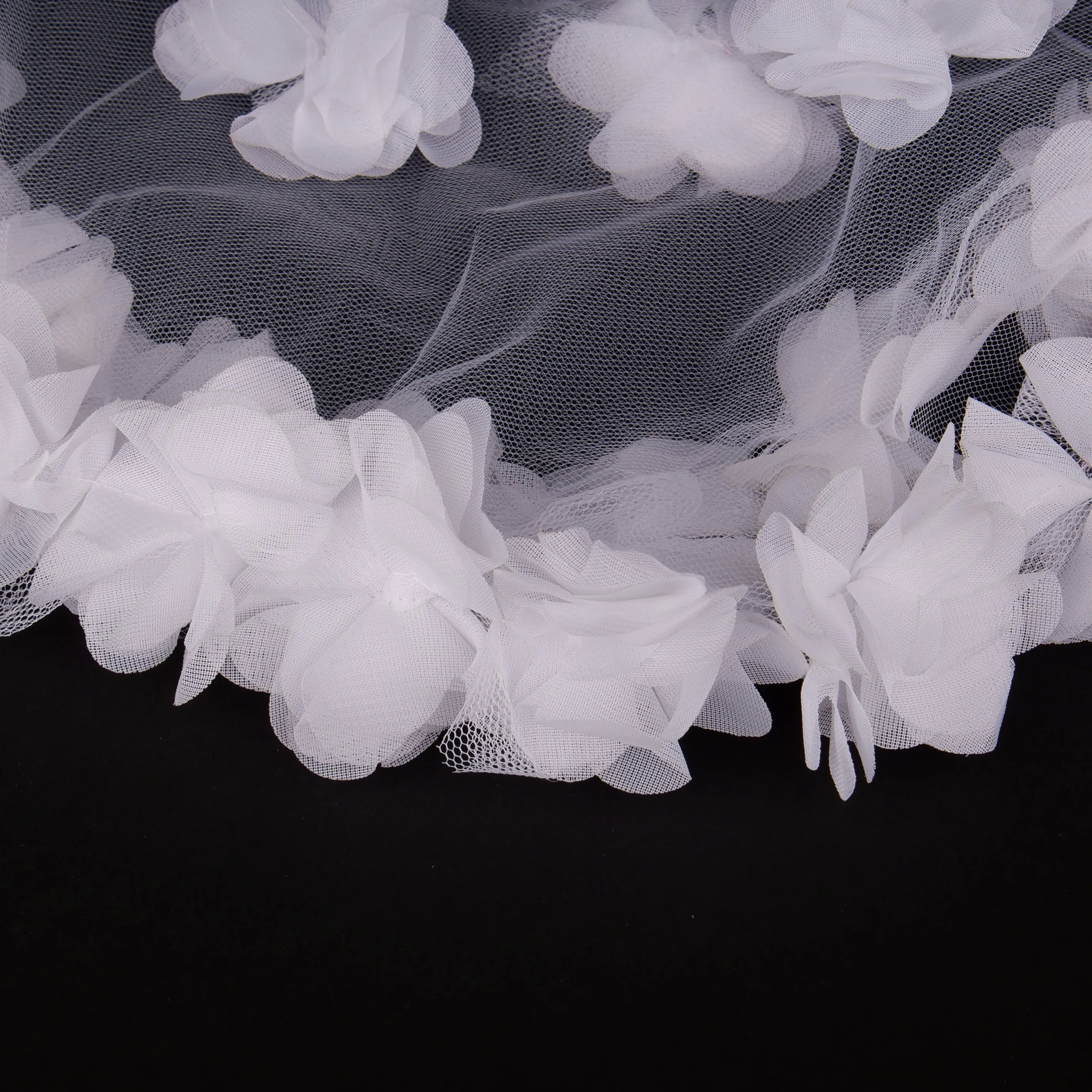Chiffon Laser Flower Bridal Halay Handkerchief Wedding Handkerchief Party and Organization Handkerchief 1 Pcs
