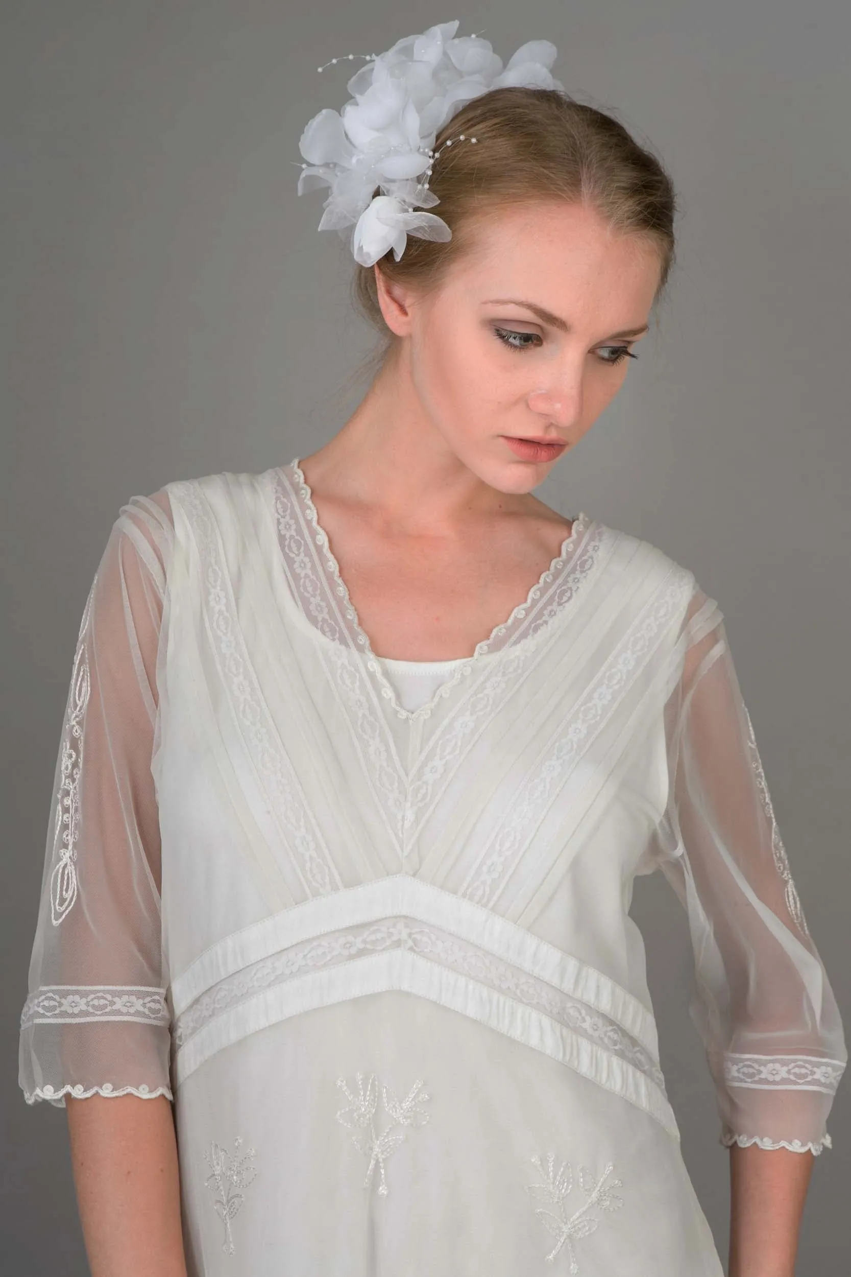 Chiffon Rose Cluster Clip in White - SOLD OUT