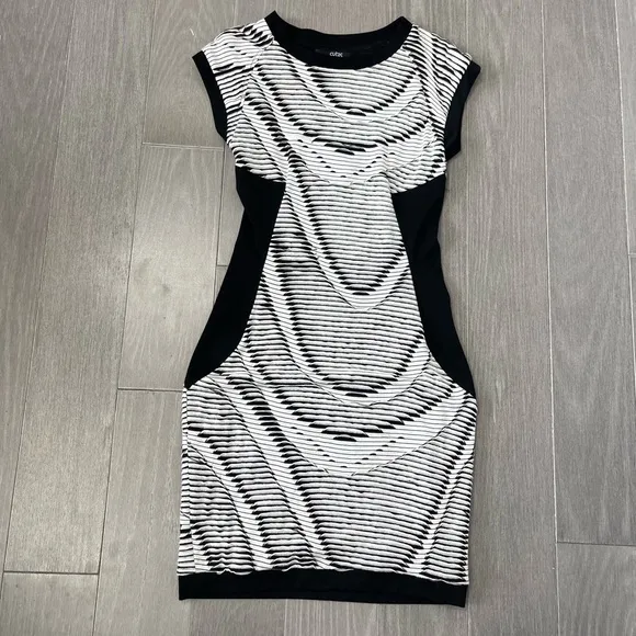 Cut25 by Yigal Azrouel Black &amp; White Mini Cocktail Dress Textured Bodycon Boho 2