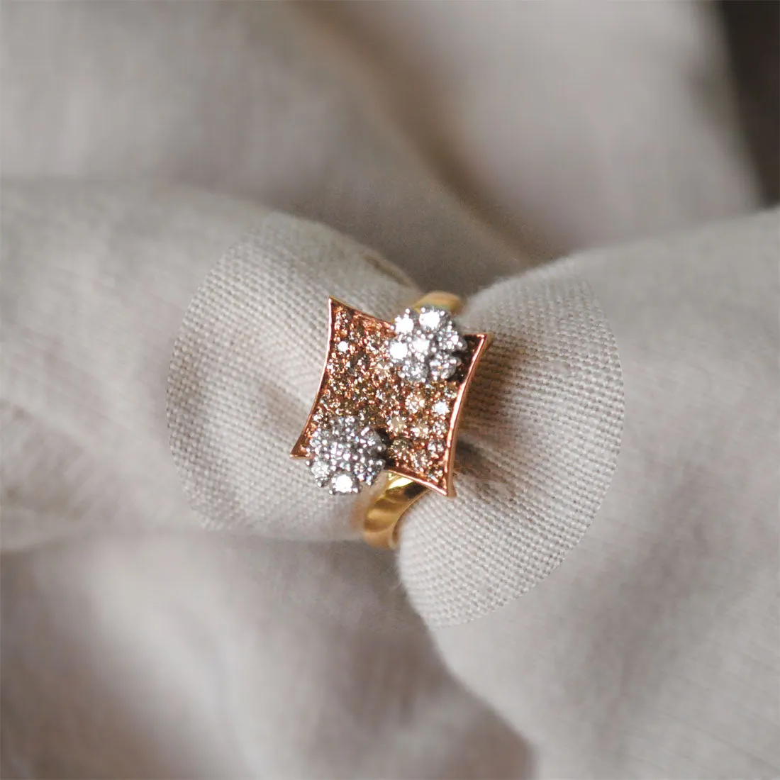 Detachable Floral Pendant Ring