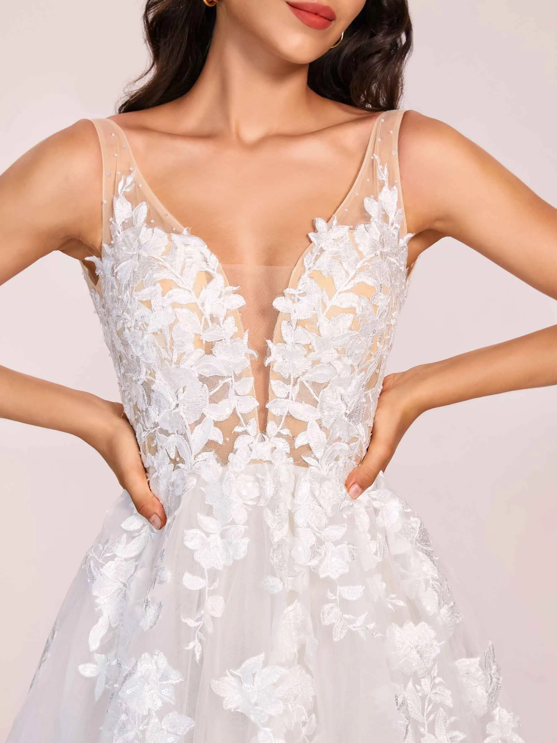 Elegant V-neck Open Back A-line Lace Floor Length Wedding Dress