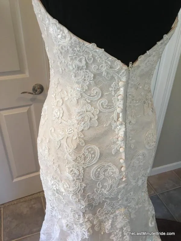 Essense of Australia D1998 Size 16