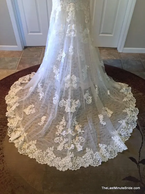 Essense of Australia D1998 Size 16