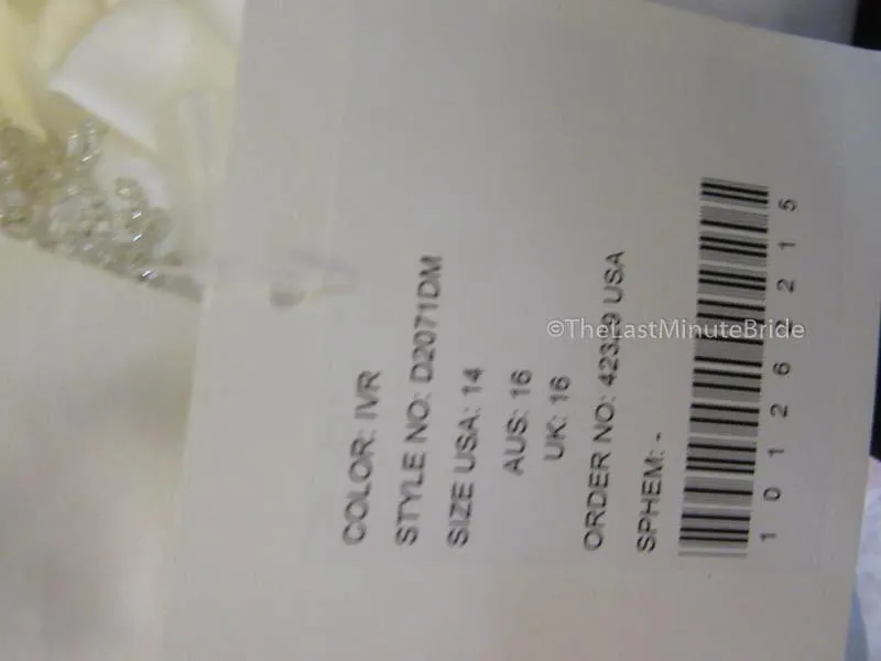 Essense of Australia D2071