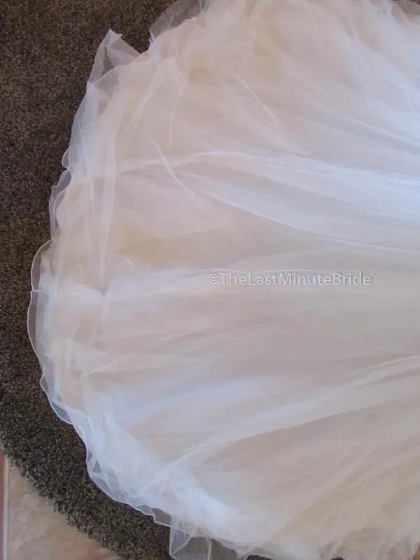 Essense of Australia D2122 Size 14