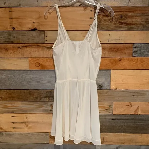 Flora Nikrooz Chiffon Tank Babydoll Negligée Slip Ivory Size S