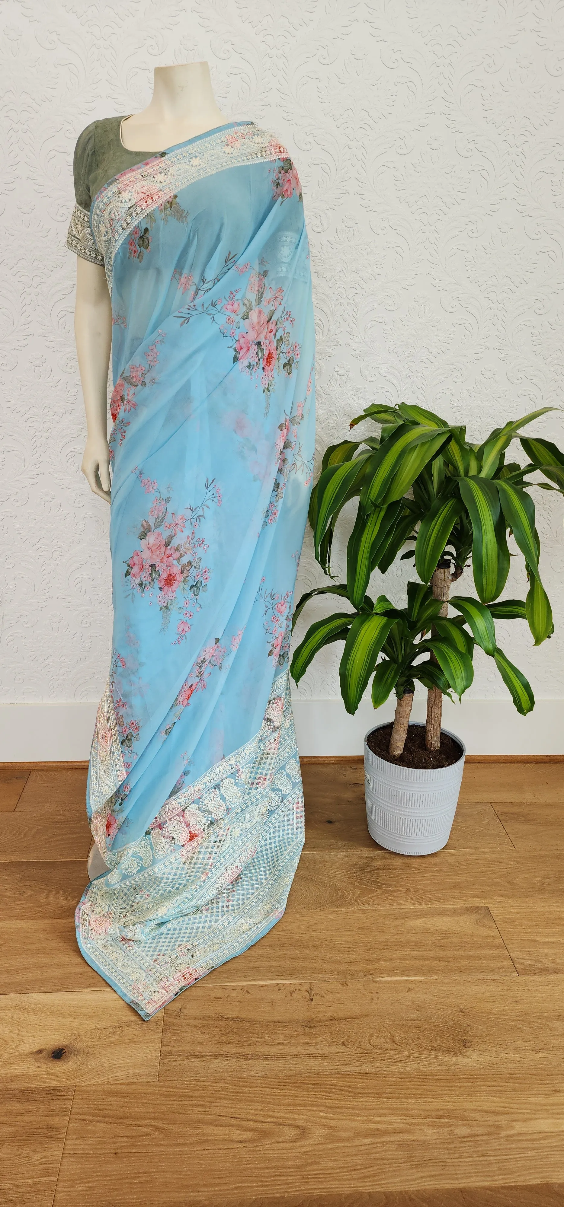 Floral Chiffon sarees W/Blouse.