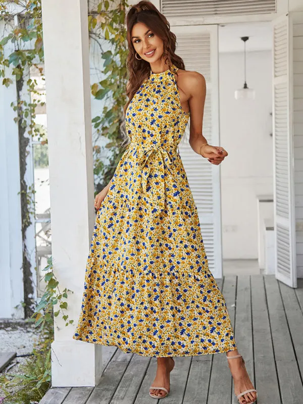 Floral Print Maxi Dress with Halter Neckline and Tiered Skirt