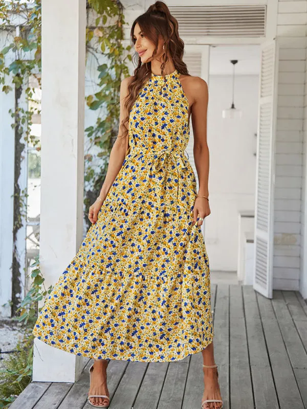 Floral Print Maxi Dress with Halter Neckline and Tiered Skirt