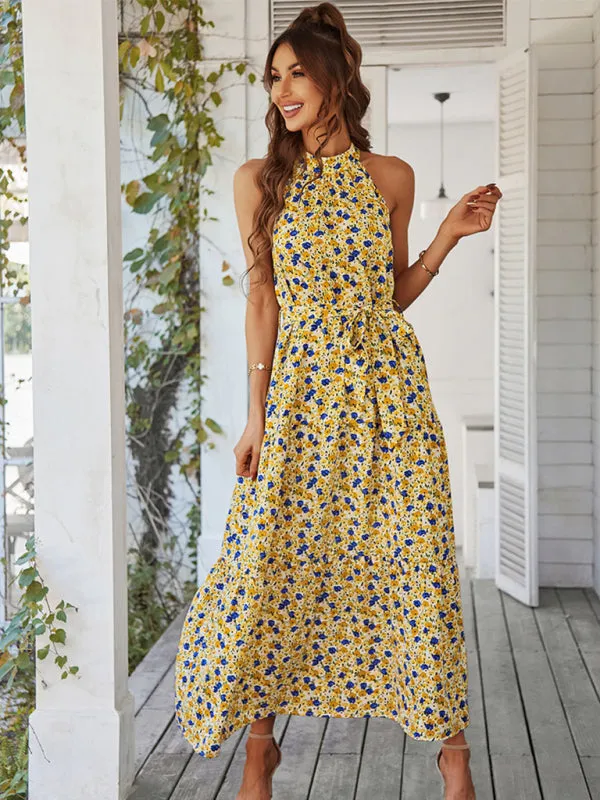 Floral Print Maxi Dress with Halter Neckline and Tiered Skirt
