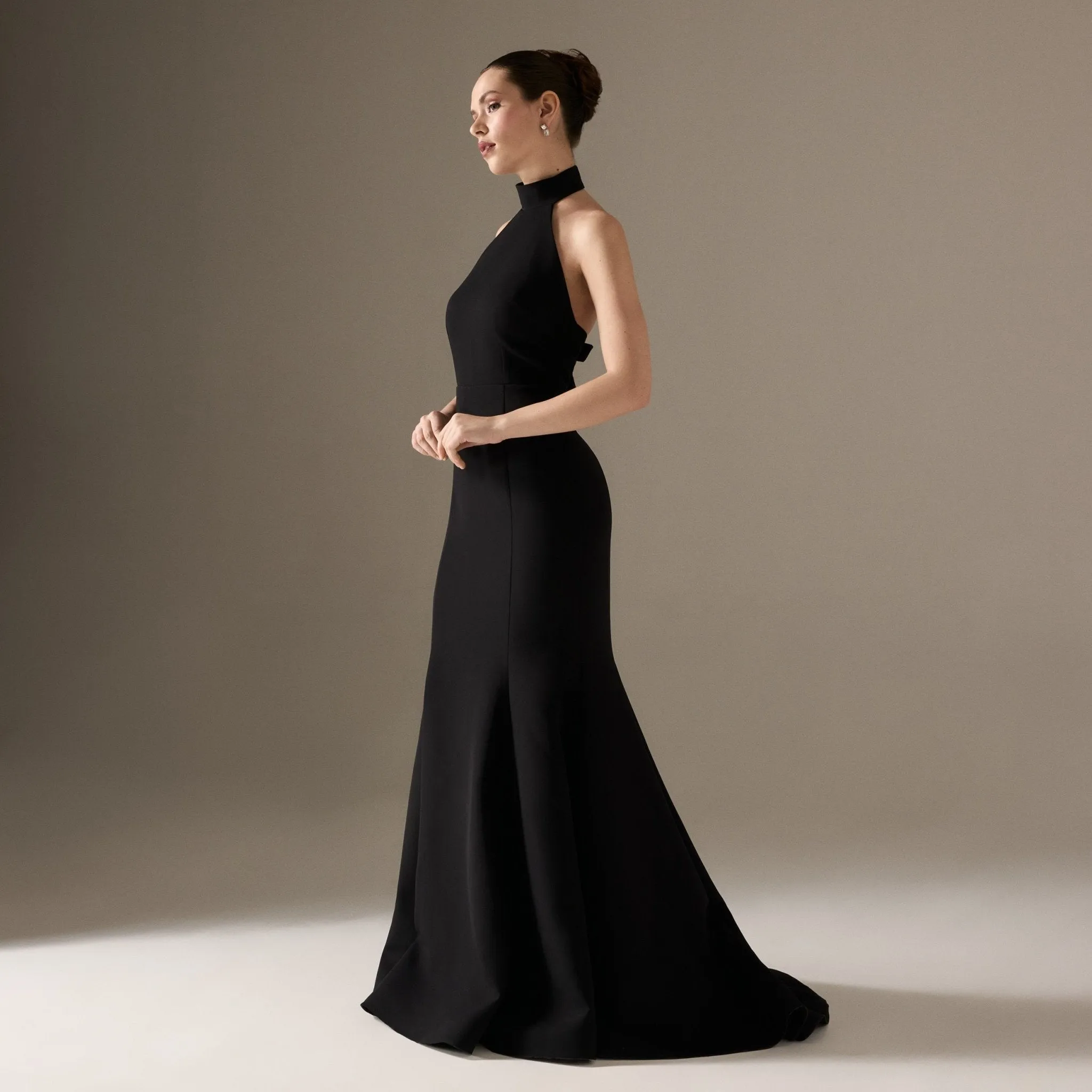 Halter Neck Crepe Mermaid Dress