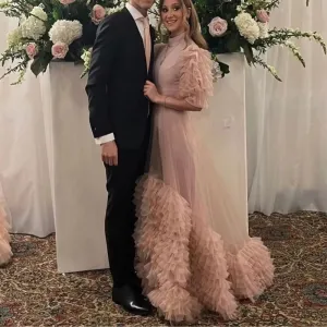 High Neck Tiered Skirt Long Prom Dresses Soft Tulle Half Sleeves Women Formal Party Gowns Floor Length Evening Dress