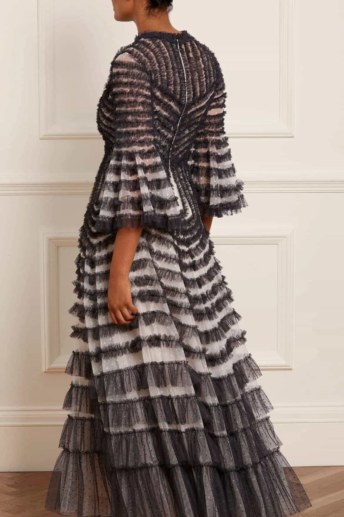 La Vie En Rose Round Neck Gown