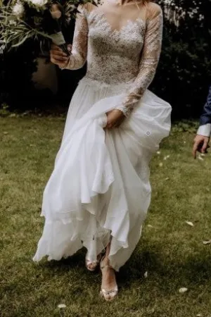 Lace Long Sleeves Beach Bride Dresses with Slit Side