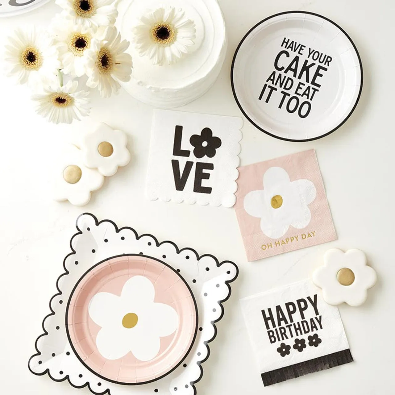 Love Flower Scalloped Cocktail Napkin